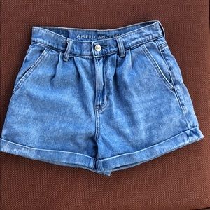 American Eagle Pleated Mom Shorts